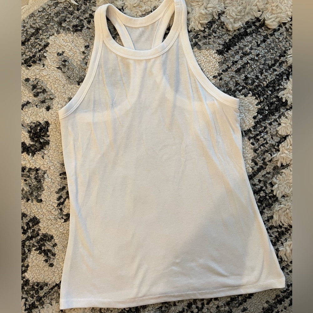 🤍Old Navy Ribbed Tank🤍
